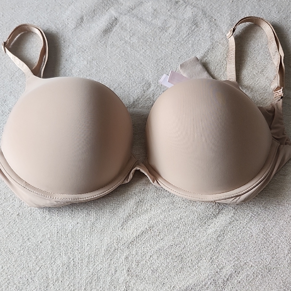 Victoria's Secret Light Beige Bra